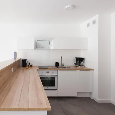 Raval - Light Blue *