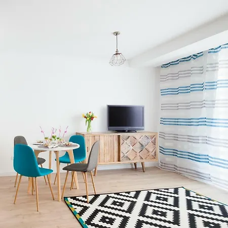 Raval - Light Blue Apartament